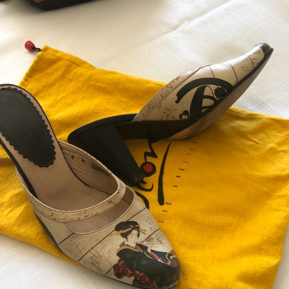 Genuine ICON heels.  Size 9